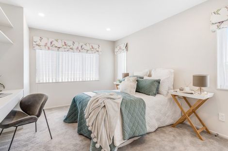 Photo of property in 10 Hedge Row, Sunnyhills, Auckland, 2010