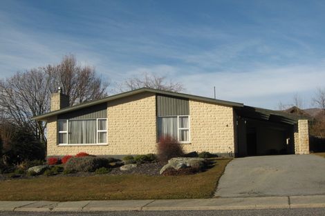 Photo of property in 4 Norman Terrace, Wanaka, 9305