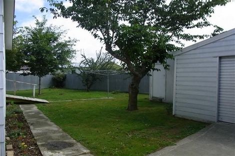 Photo of property in 14 Dellys Grove, Levin, 5510