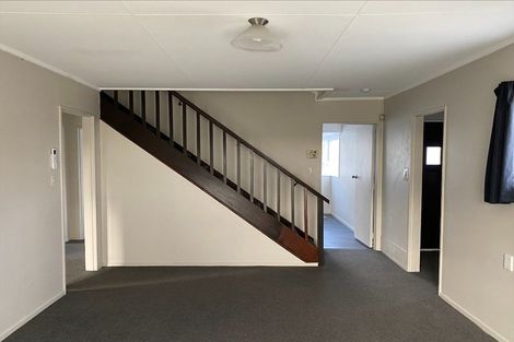 Photo of property in 2 Waimarie Park, Levin, 5510