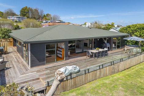 Photo of property in 40 Arrowsmith Avenue, Waipahihi, Taupo, 3330