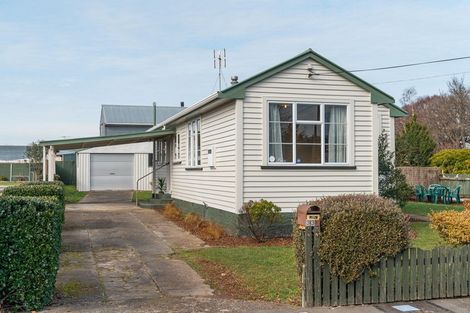Photo of property in 33 Wyndham Street, Carterton, 5713