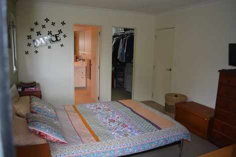 Photo of property in 1/3 Oban Road, Browns Bay, Auckland, 0630