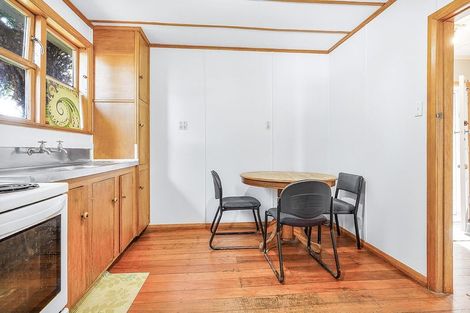 Photo of property in 6 Watts Crescent, Hamilton East, Hamilton, 3216