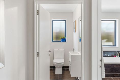 Photo of property in 38 Hinterland Drive, Prebbleton, 7604