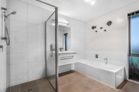 Photo of property in 1 Martingale Drive, Kingseat, Papakura, 2580