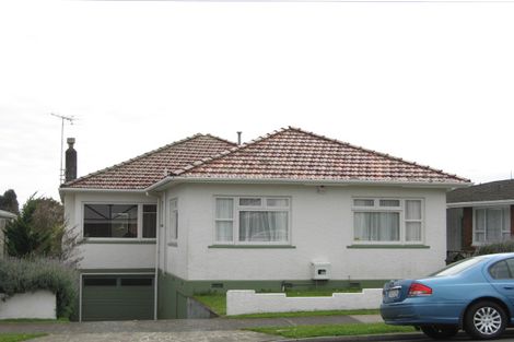 Photo of property in 53 Gilbert Street, New Plymouth, 4310