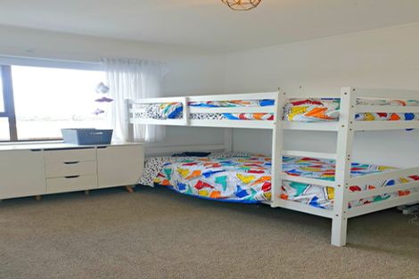 Photo of property in 1/105 John Downs Drive, Browns Bay, Auckland, 0630