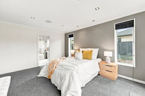 Photo of property in 77e Yaldhurst Road, Sockburn, Christchurch, 8042