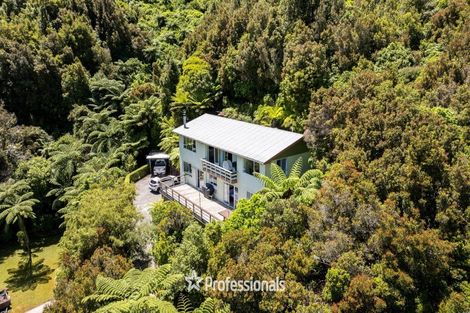 Photo of property in 151 Kamahi Street, Stokes Valley, Lower Hutt, 5019