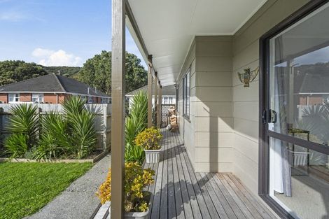 Photo of property in 2/1159 High Street, Taita, Lower Hutt, 5011