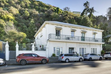 Photo of property in 29 Marine Parade, Bluff Hill, Napier, 4110