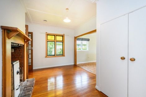 Photo of property in 18 Harris Street, Marton, 4710