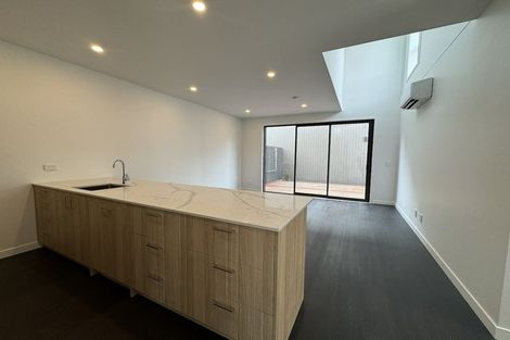 Photo of property in 2/323 Riverside Drive, Waterloo, Lower Hutt, 5011