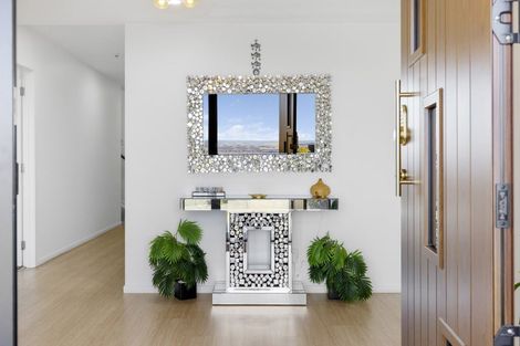 Photo of property in 5 Grandview Lane, Acacia Bay, 3385