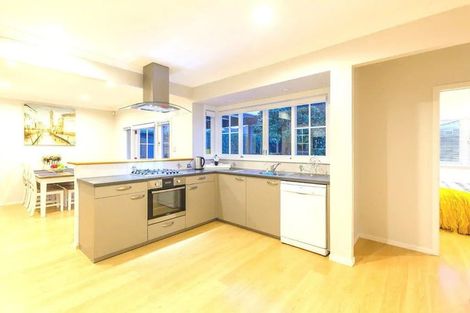 Photo of property in 8 Coronation Street, Belmont, Auckland, 0622