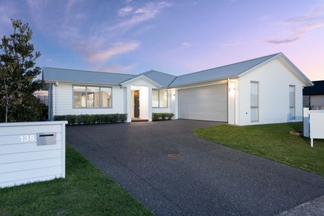 Photo of property in 138 Puhirake Crescent, Pyes Pa, Tauranga, 3112