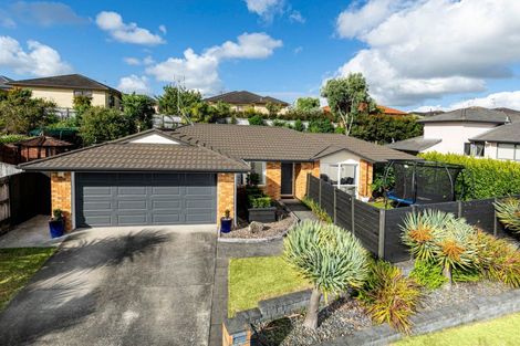 Photo of property in 7 Thomas Hamer Place, Greenhithe, Auckland, 0632