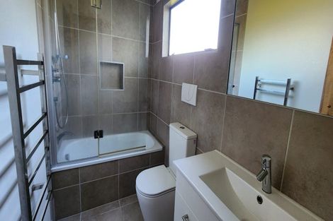 Photo of property in 52 Homebush Road, Khandallah, Wellington, 6035