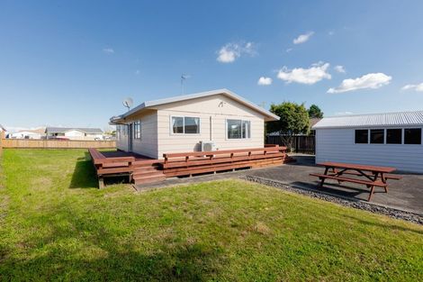 Photo of property in 14 Tahara Crescent, Mount Maunganui, 3116