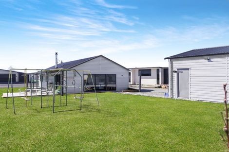 Photo of property in 19 Irishman Drive, Twizel, 7901