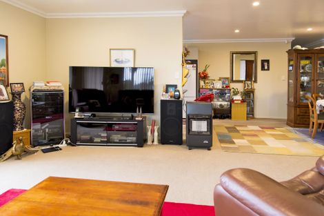 Photo of property in 7 Zoe Court, Manurewa, Auckland, 2105