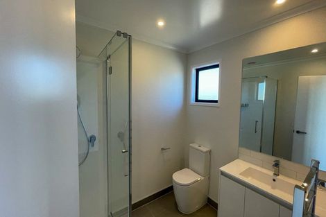 Photo of property in 26 Manarini Road, Westgate, Auckland, 0614