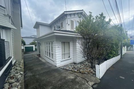 Photo of property in 12 Park Street, Thorndon, Wellington, 6011
