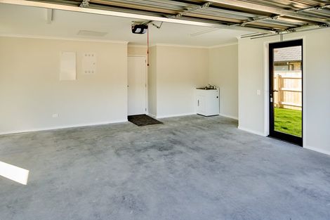 Photo of property in 5 Te Ara O Pukeko, Wainuiomata, Lower Hutt, 5014