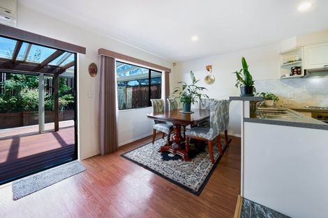 Photo of property in Casa Bella, 8/427 Albany Highway, Albany, Auckland, 0632