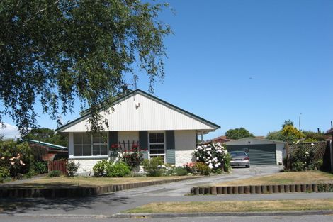 Photo of property in 25 Cottonwood Street, Parklands, Christchurch, 8083