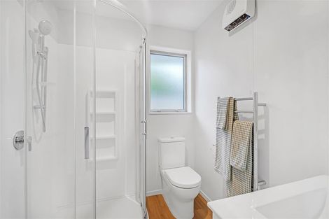 Photo of property in 9/3 Nyoli Street, Northcote, Christchurch, 8052