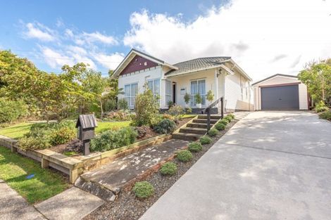 Photo of property in 102 Gonville Avenue, Gonville, Whanganui, 4501