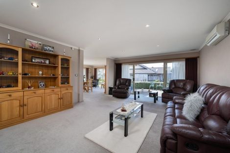 Photo of property in 9 Waiora Place, Pyes Pa, Tauranga, 3112