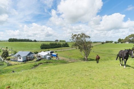 Photo of property in 187 Cemetery Road, Sanson, Palmerston North, 4479
