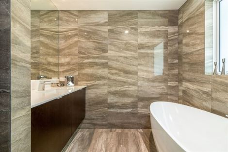 Photo of property in 43 Waiwetu Street, Fendalton, Christchurch, 8052