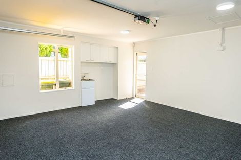 Photo of property in 5 Greta Banks Place, Wattle Downs, Auckland, 2103