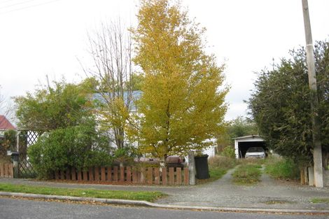 Photo of property in 25 Burns Street, Milton, 9220