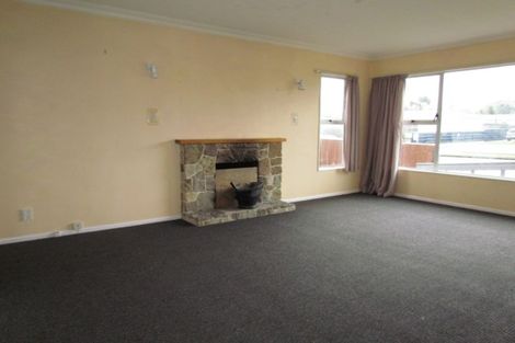 Photo of property in 11 Heather Street, Levin, 5510