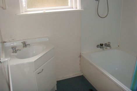 Photo of property in 4d Alva Street, Dunedin Central, Dunedin, 9016