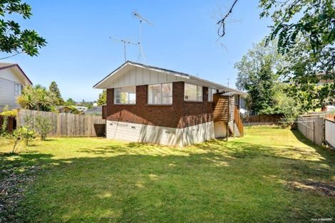 Photo of property in 2/12 Newstead Avenue, Browns Bay, Auckland, 0632