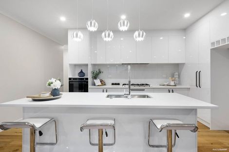 Photo of property in 44 Cooladawson Drive, Flat Bush, Auckland, 2019