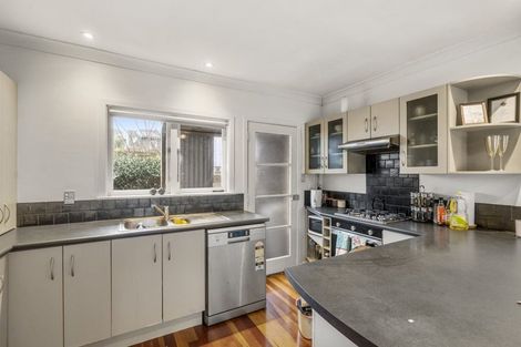 Photo of property in 2/7 Ellerton Road, Mount Eden, Auckland, 1024