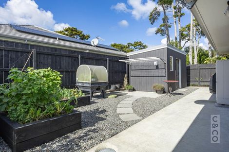 Photo of property in 212 Matua Road, Kumeu, 0810