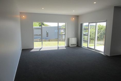 Photo of property in 36b Erlestoke Crescent, Churton Park, Wellington, 6037
