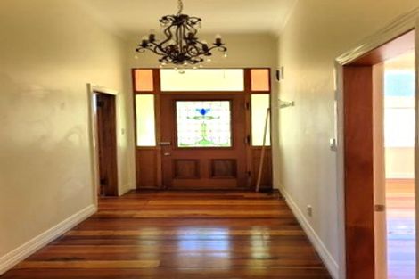 Photo of property in 8 Stirling Street, Berhampore, Wellington, 6023