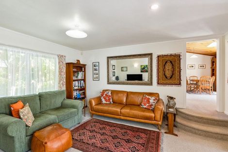 Photo of property in 31 Walton Avenue, Waikanae, 5036