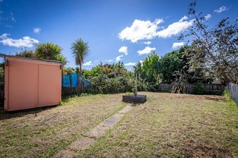 Photo of property in 25 Roberts Street, Tawa, Wellington, 5028