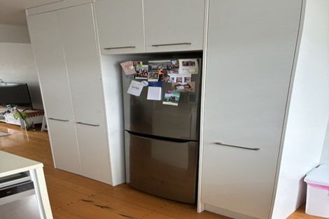 Photo of property in 19 Church Street, Northcote Point, Auckland, 0627