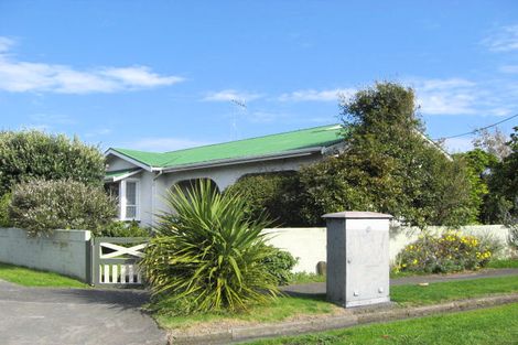 Photo of property in 26 Mason Terrace, Gonville, Whanganui, 4501